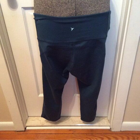 OLD NAVY ACTIVE SIZE LARGE PEACOCK BLUE CROPPED LEGGINGS - Picture 6 of 8